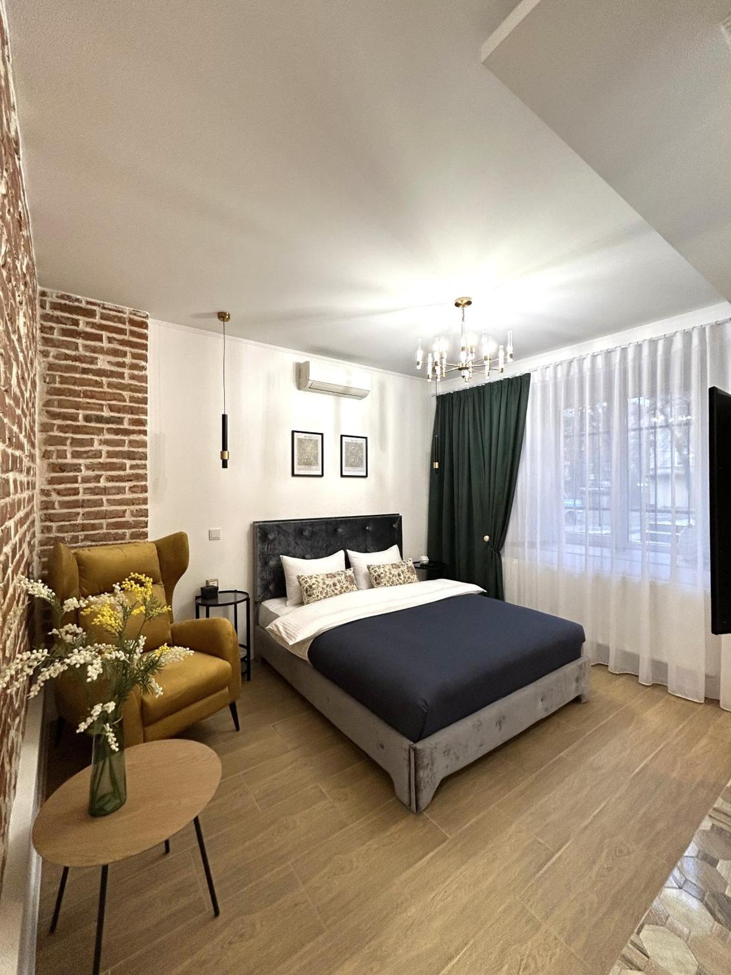 Modern Apartment, 100M To Opera 리비프 외부 사진